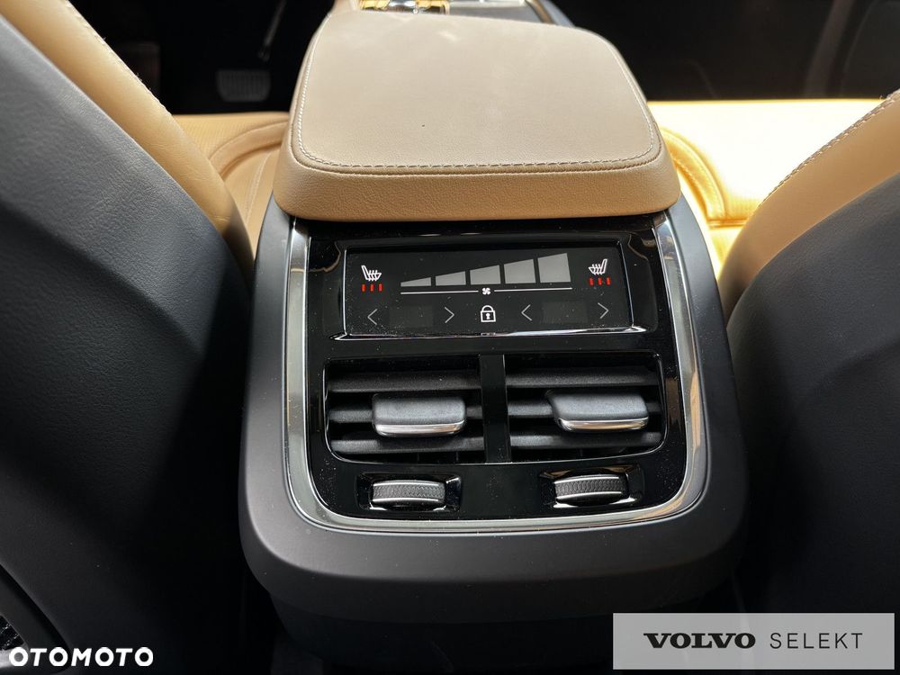 Volvo XC 90 - 12