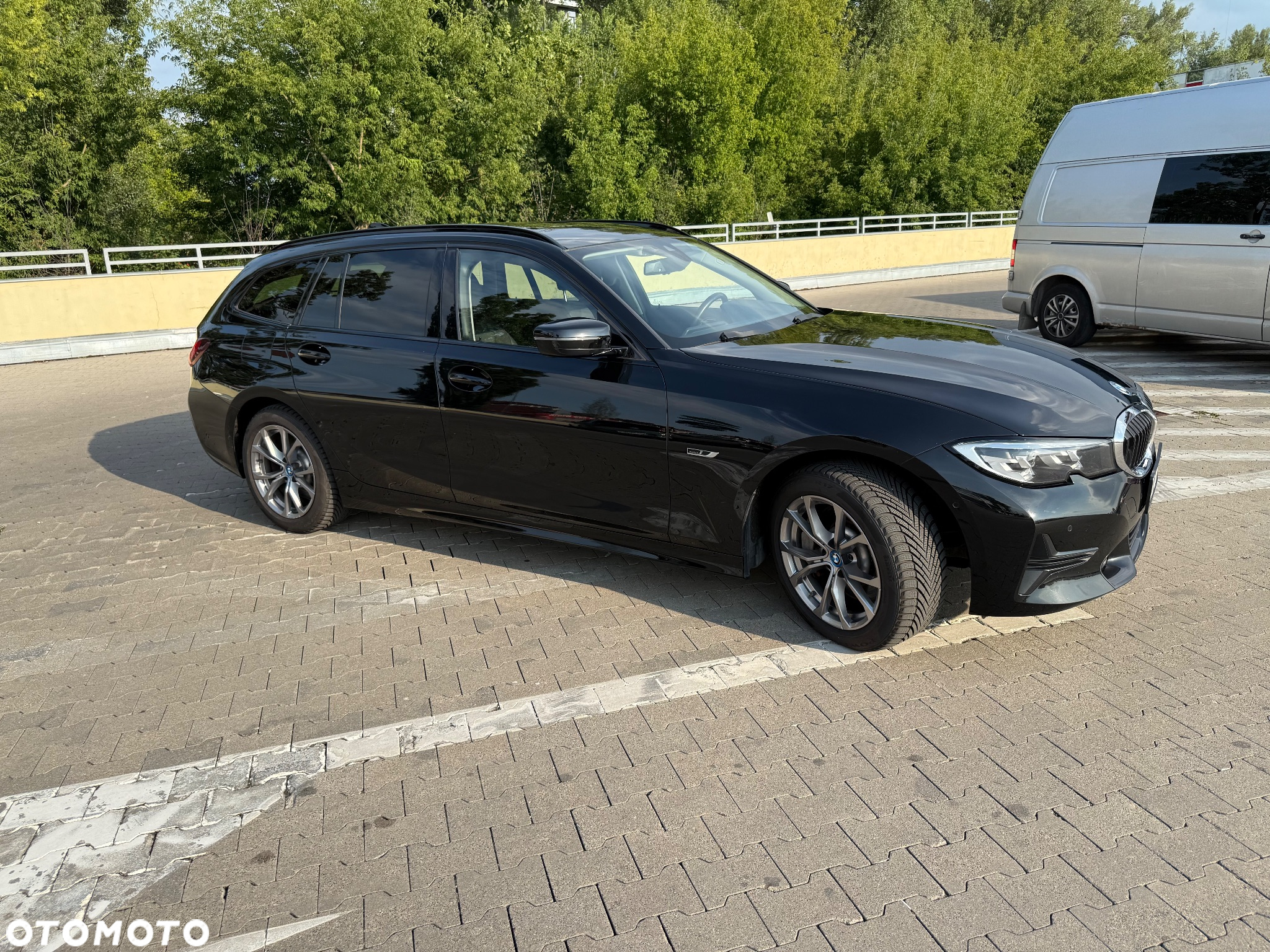 BMW Seria 3 330e PHEV sport - 3