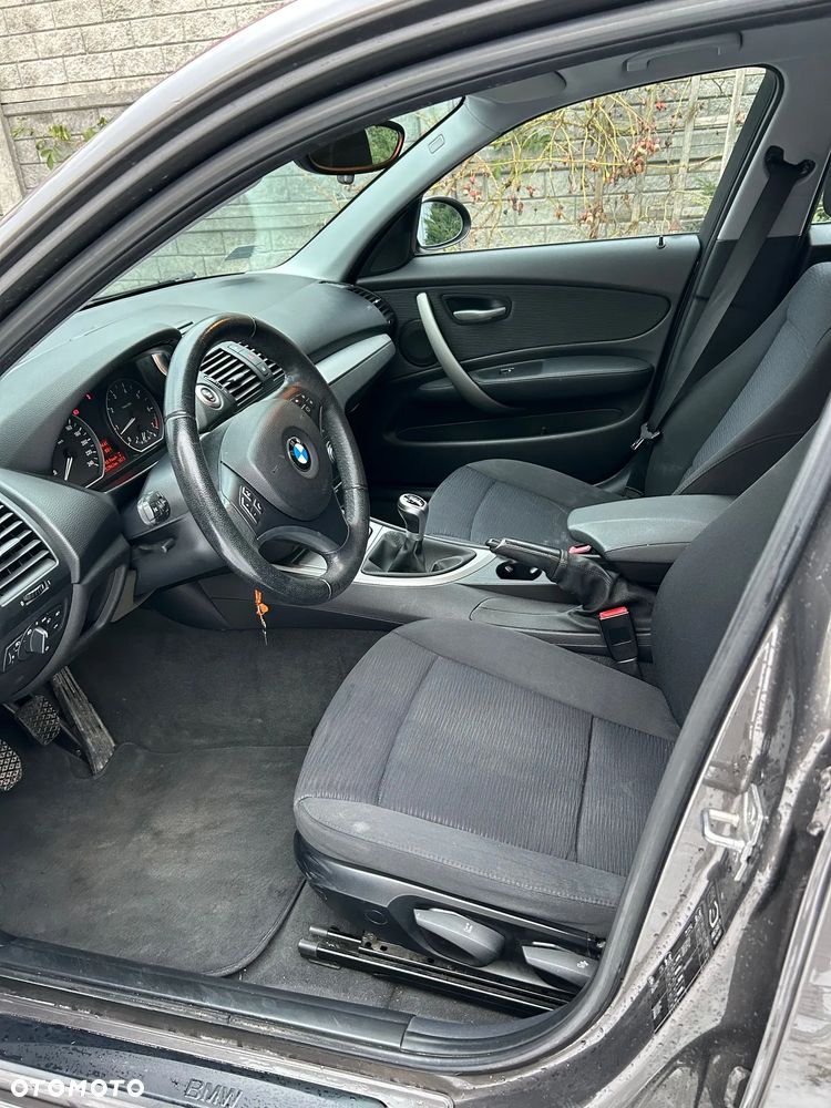 BMW Seria 1 118i - 7