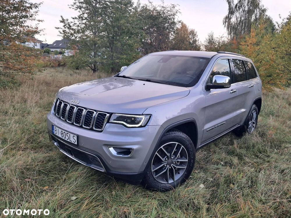 Jeep Grand Cherokee - 11