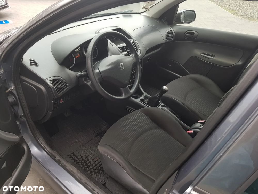 Peugeot 206 plus 1.1 Presence - 13