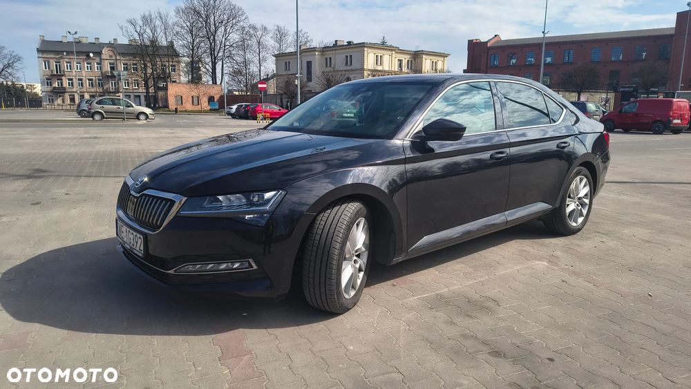 Skoda Superb 2.0 TDI SCR 4x4 Scout DSG - 1