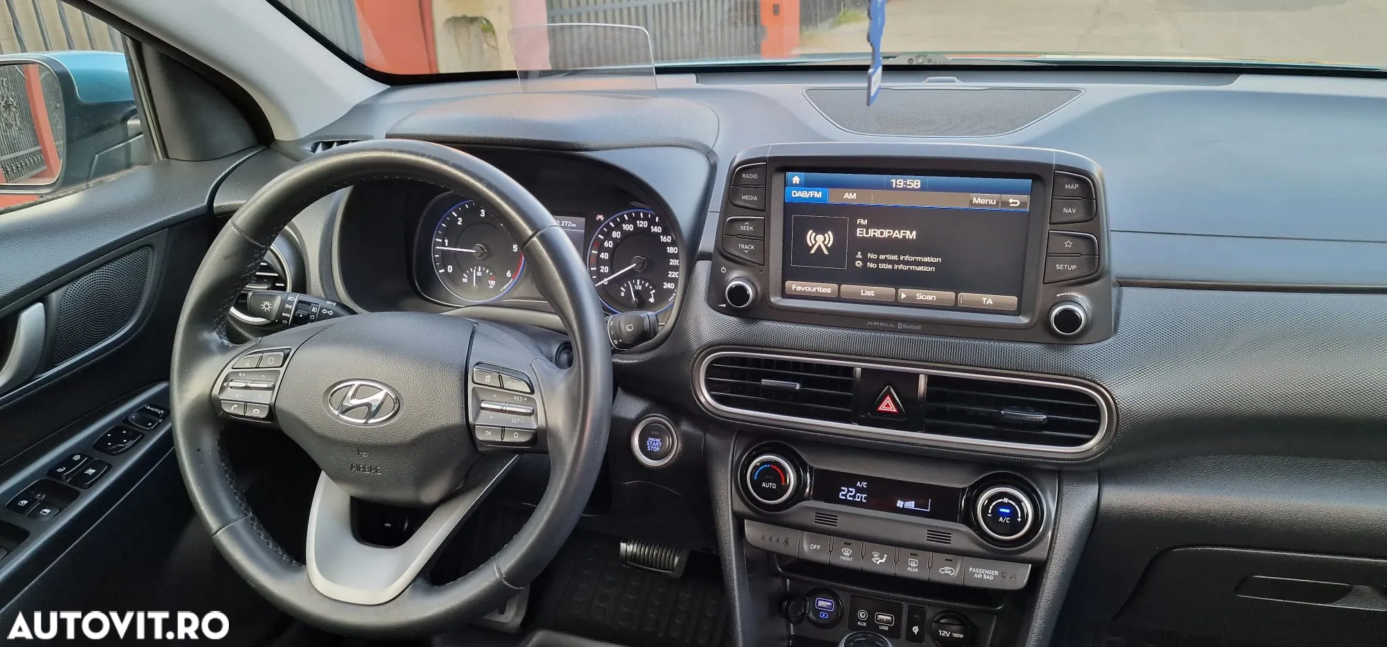 Hyundai KONA 1.6 CRDi DCT Premium - 11