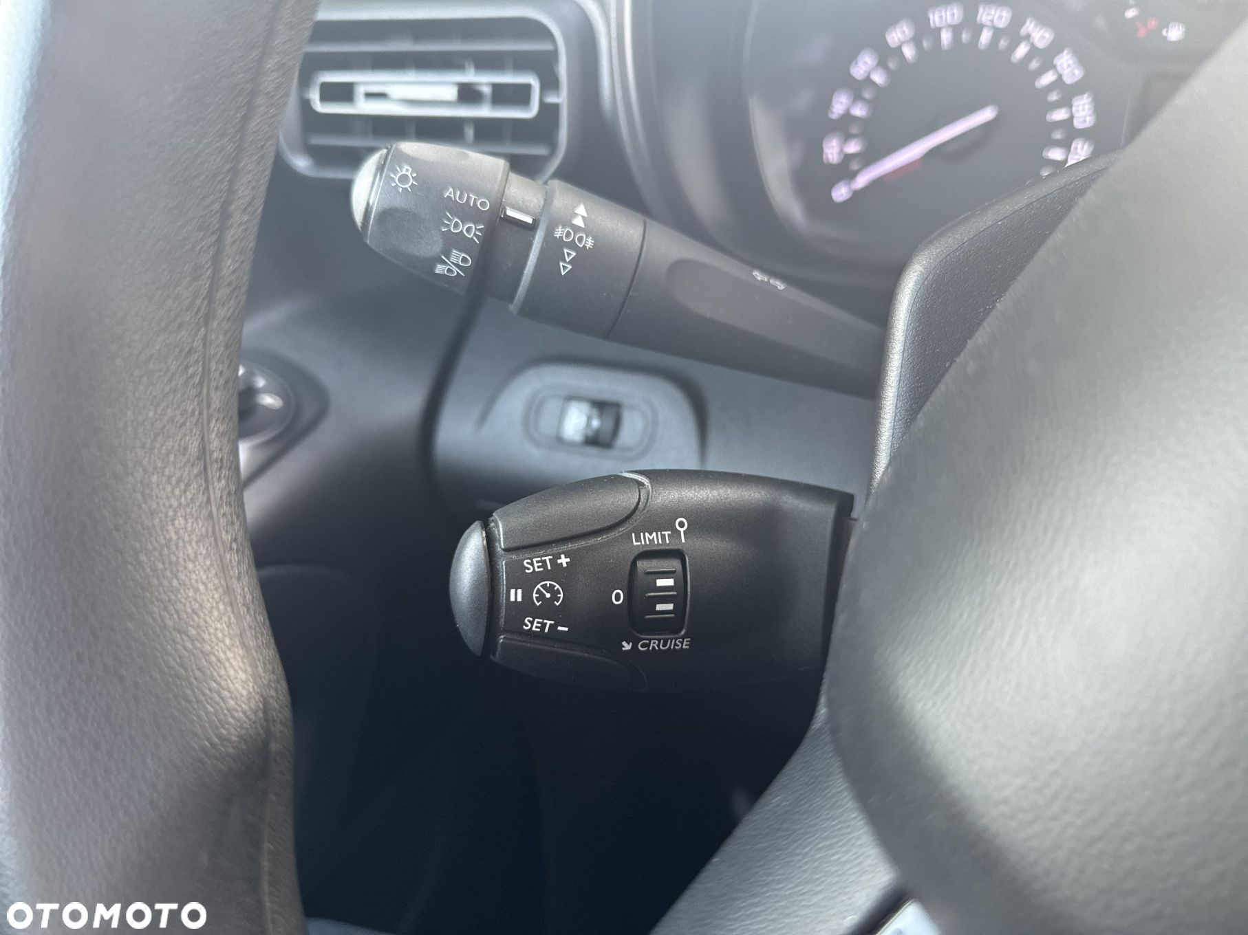 Toyota PROACE CITY - 21