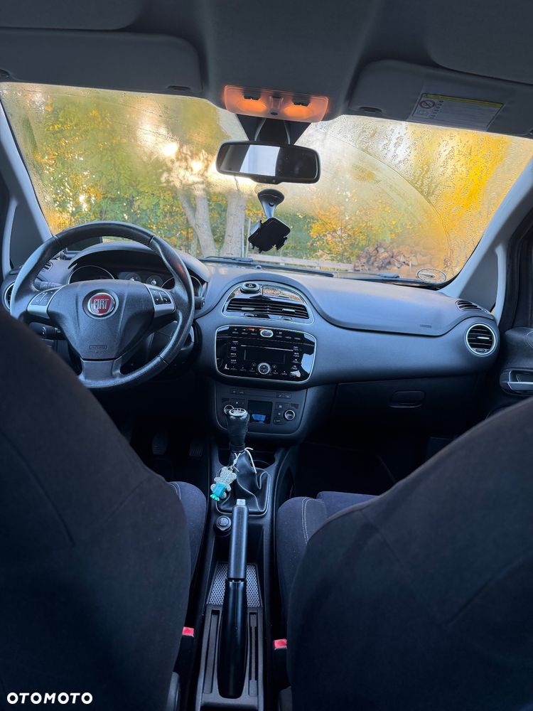 Fiat Punto 2013 photo 5