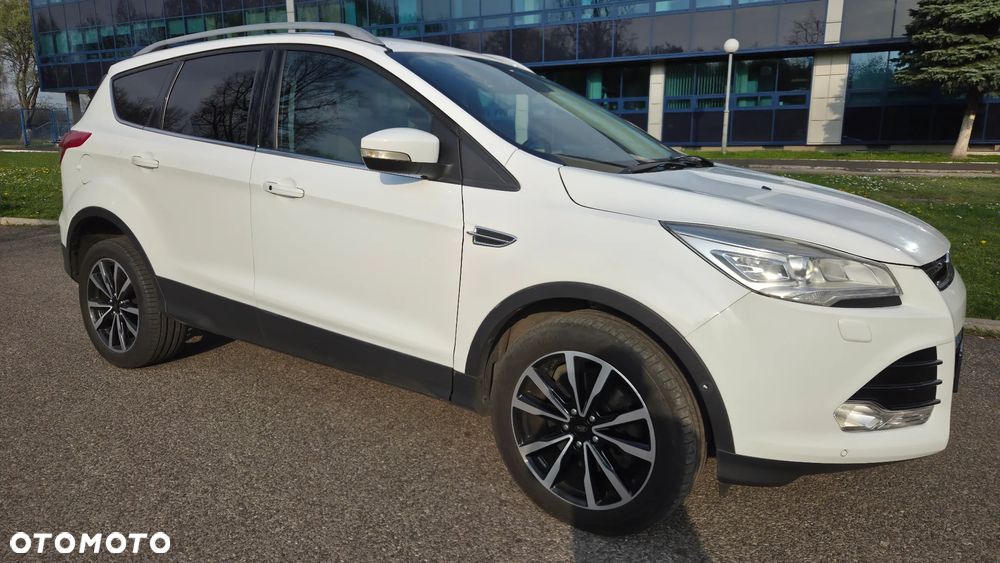 Ford Kuga 2.0 TDCi 4x4 Titanium - 2
