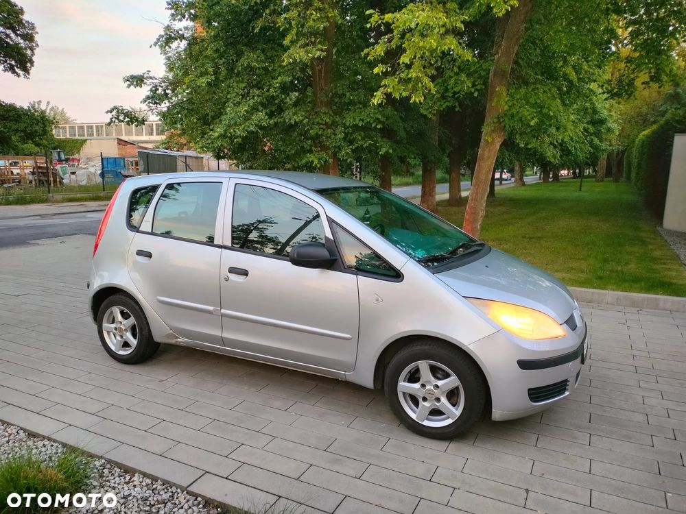 Mitsubishi Colt 1.1 - 17