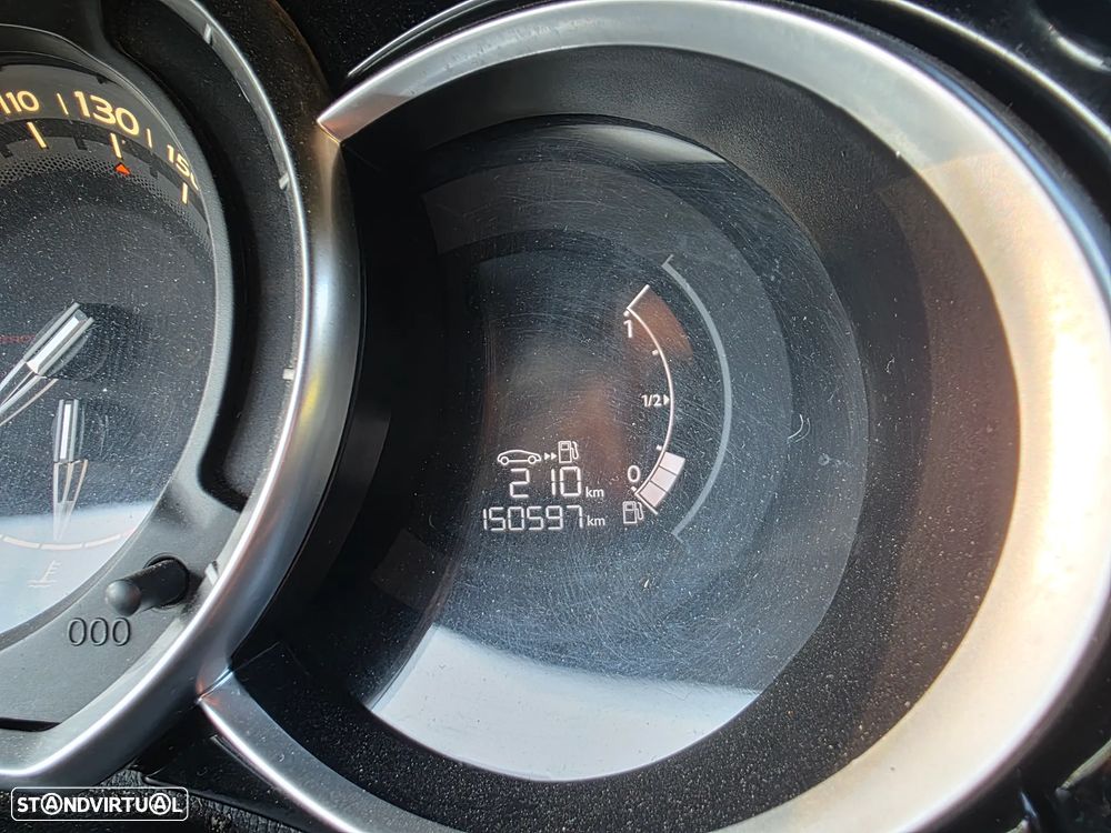 Citroën DS3 1.2 VTi So Chic - 6