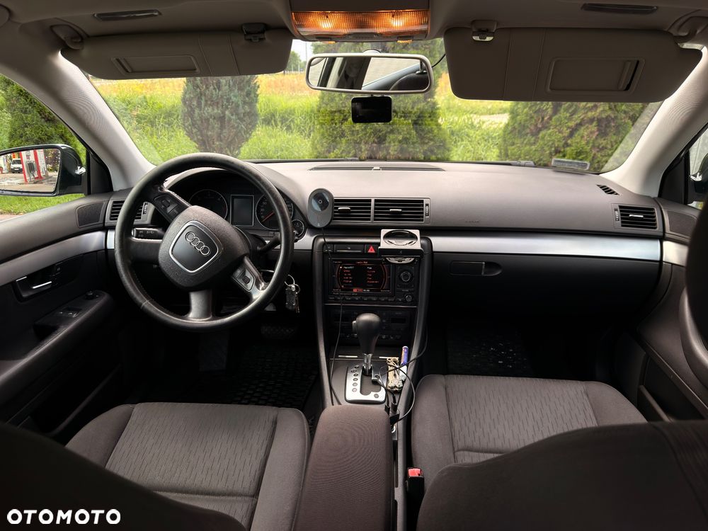Audi A4 Avant - 6