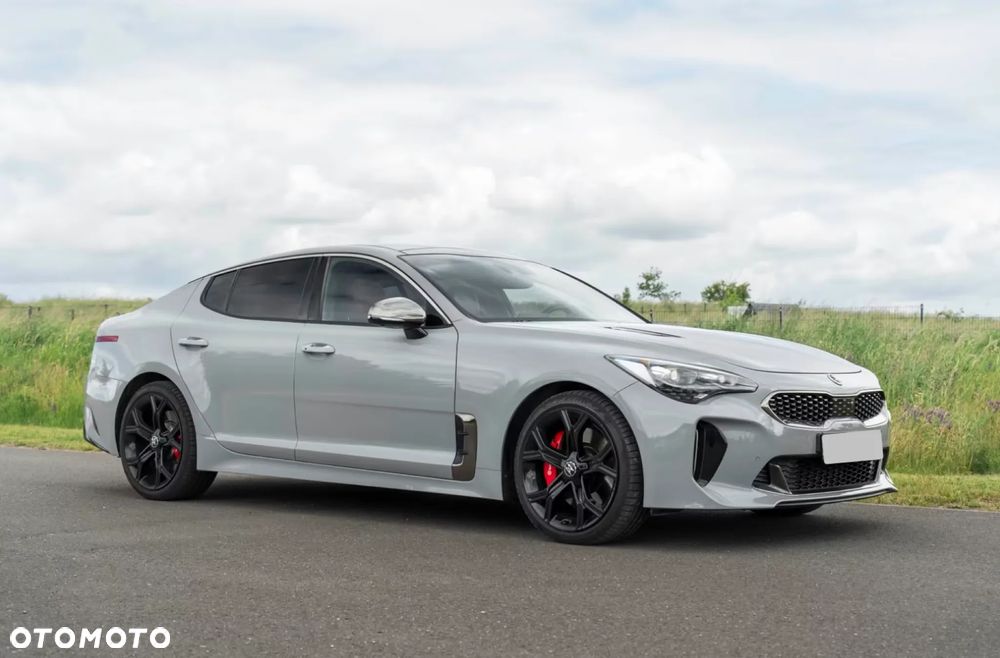 Kia Stinger 3.3 T-GDI V6 GT AWD - 2