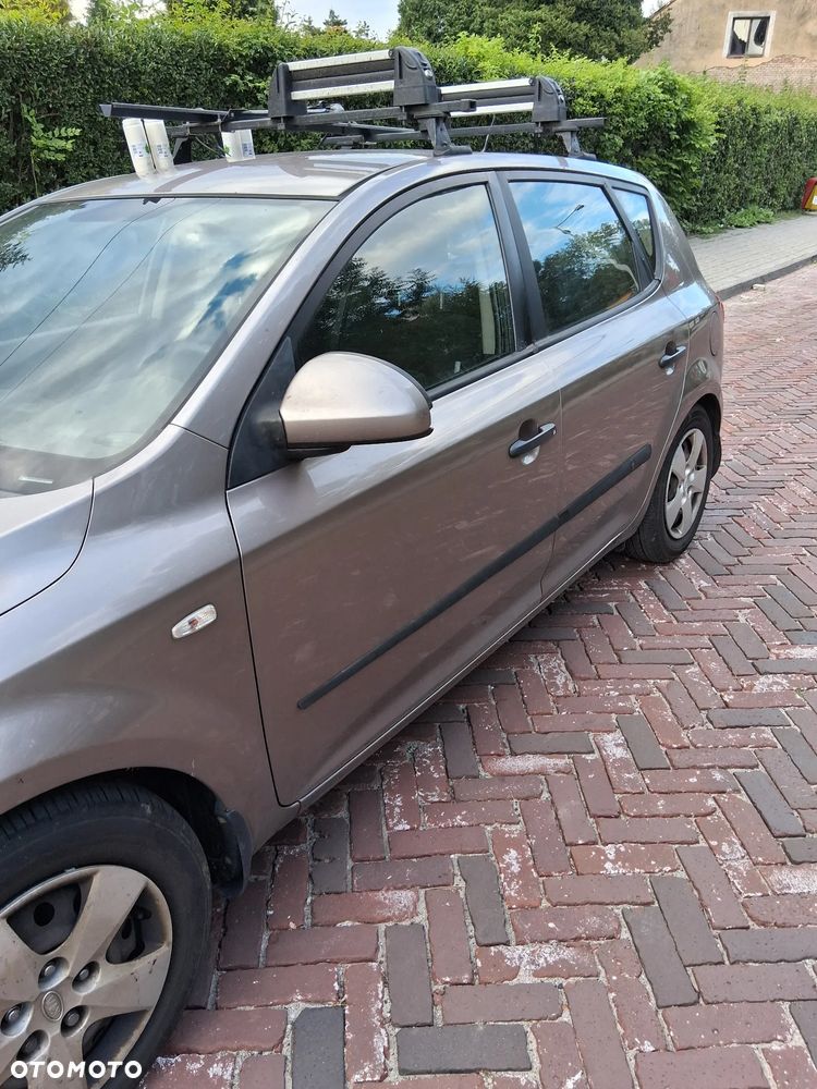 Kia Ceed 1.6 Crdi Comfort + - 8