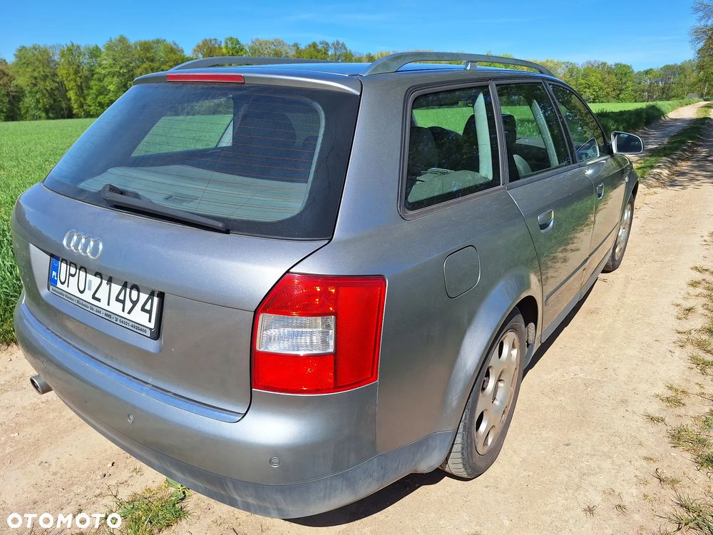 Audi A4 Avant 2 - 4