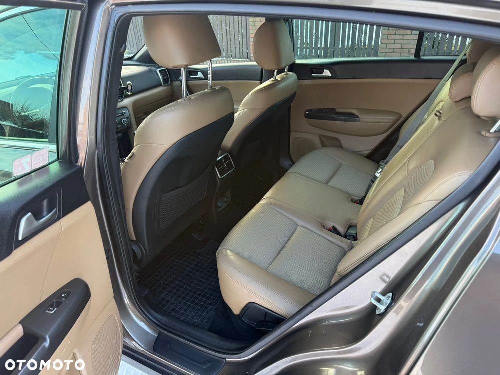 Kia Sportage 1.7 CRDI Business Line L 2WD - 19