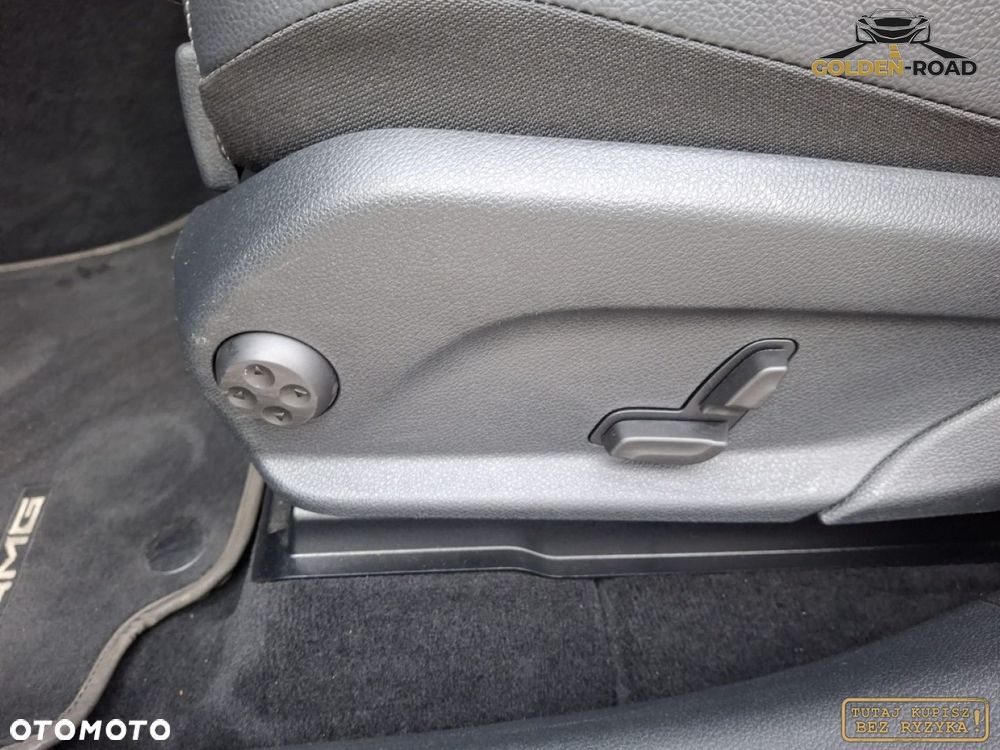 Mercedes-Benz GLC - 24