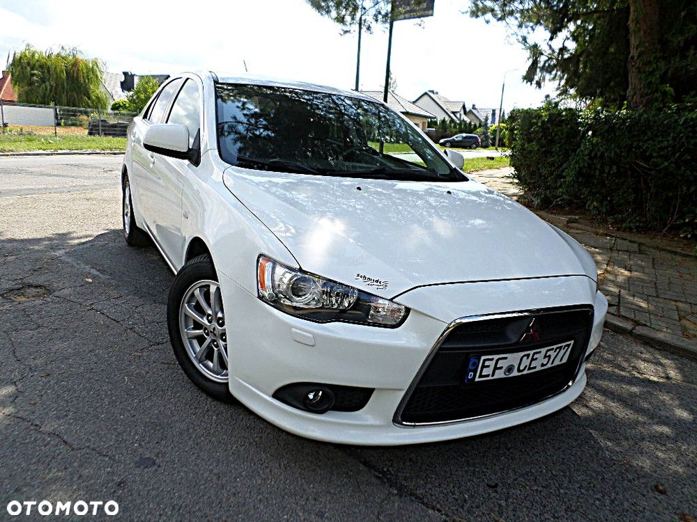 Mitsubishi Lancer Sportback 1.6 ClearTec Plus - 2