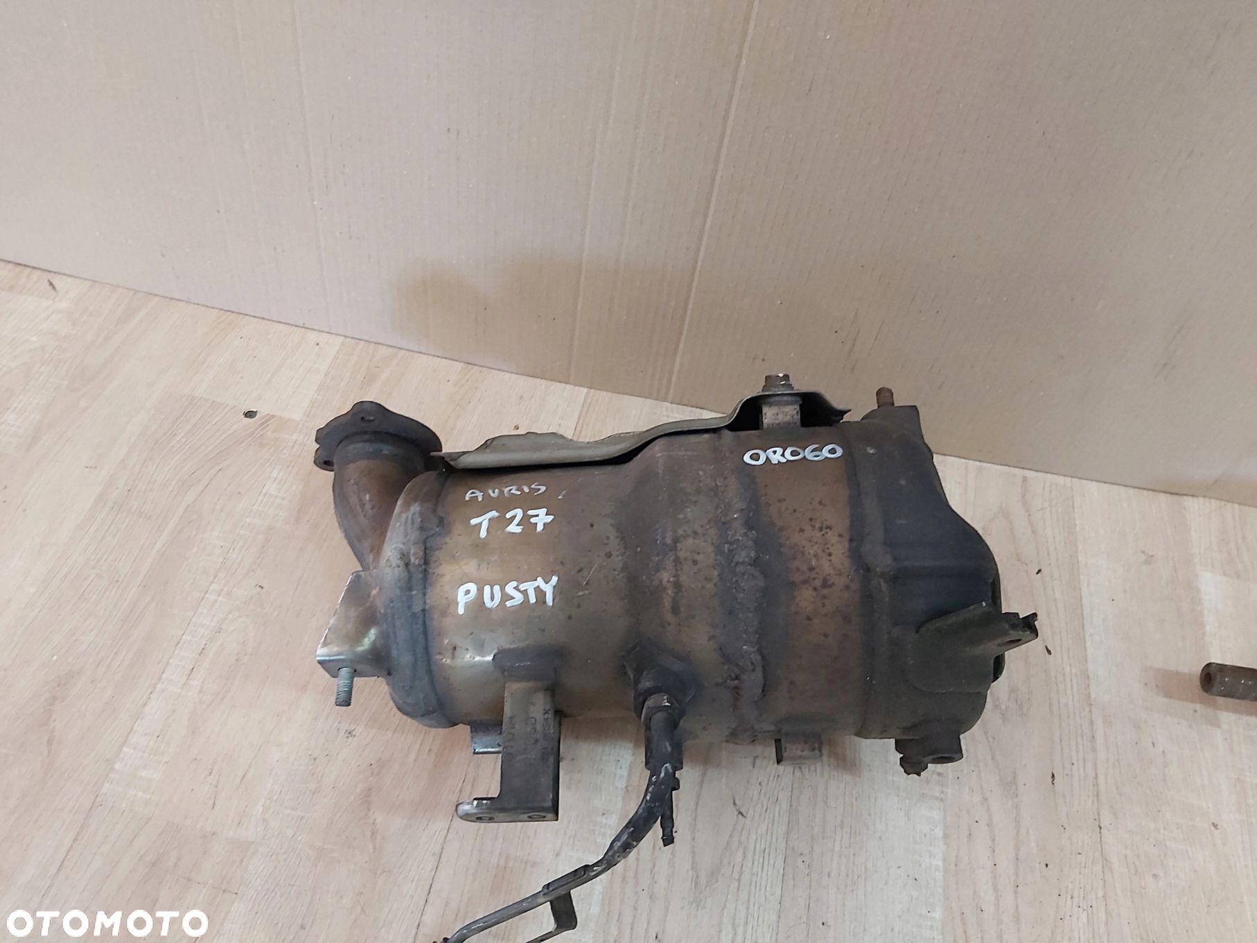 Toyota Auris I T27 DPF katalizator puszka - 1