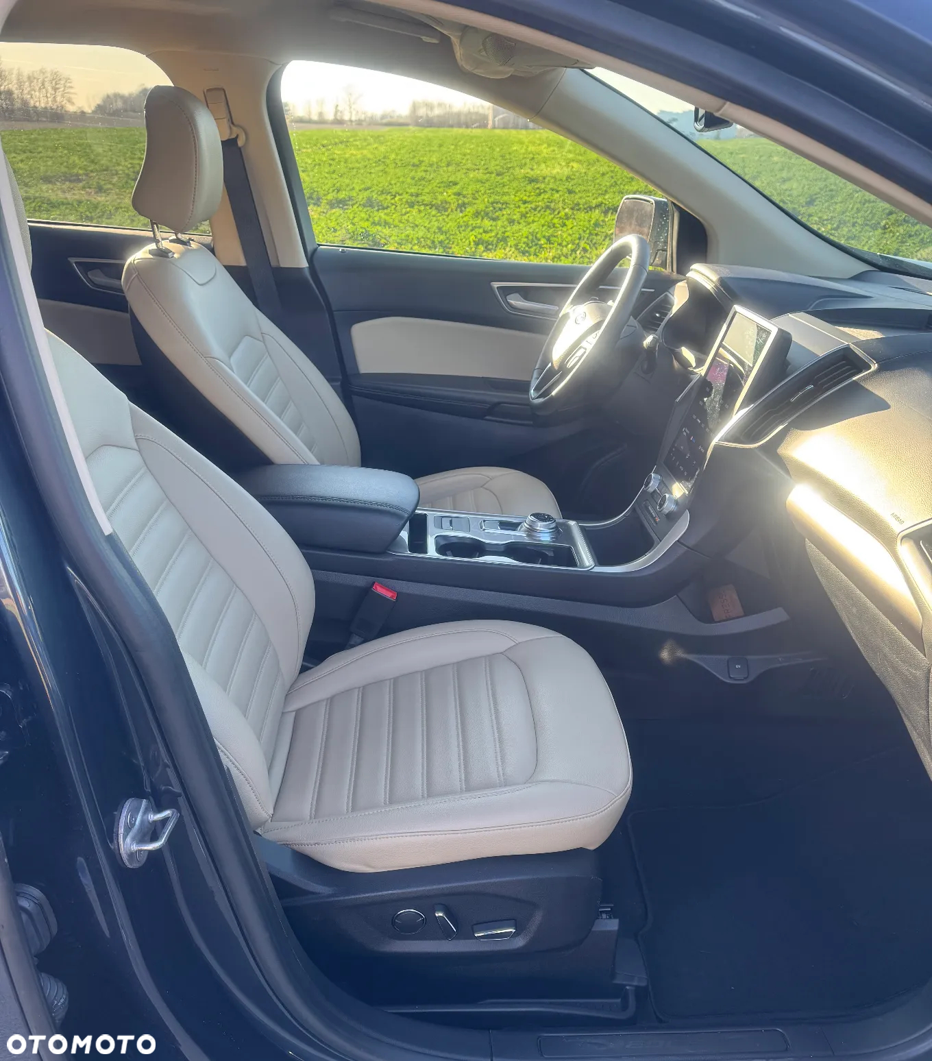 Ford Edge - 25