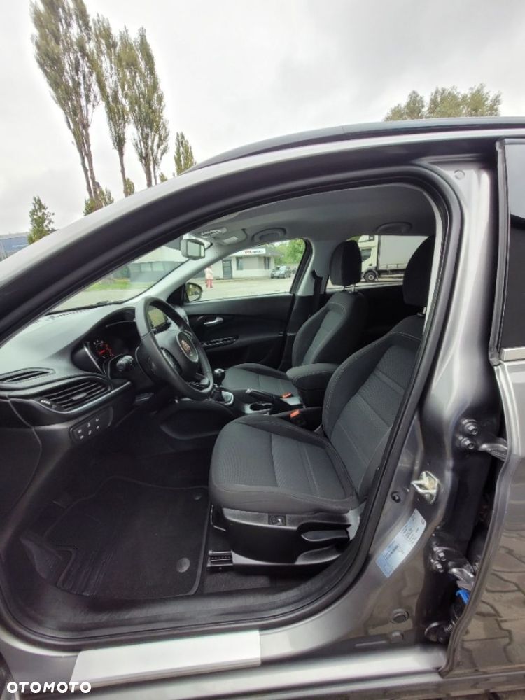 Fiat Tipo 1.4 T-Jet 16v Lounge - 13