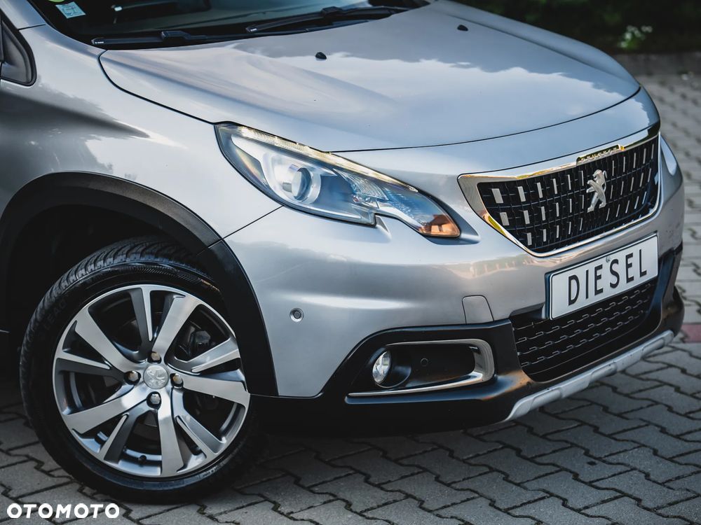 Peugeot 2008 - 12