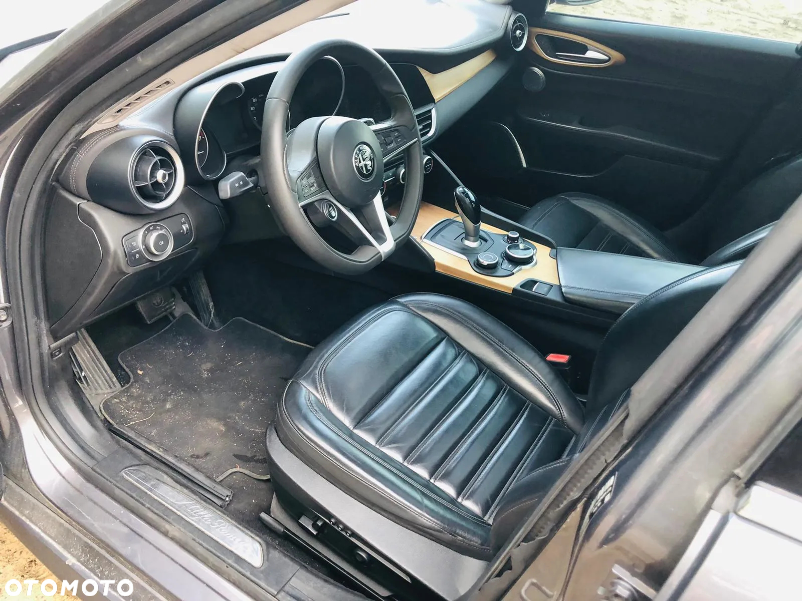 Alfa Romeo Giulia 2.0 Turbo 16V AT8 Veloce Ti - 12