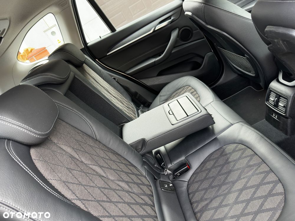 BMW X1 sDrive18d xLine sport - 21