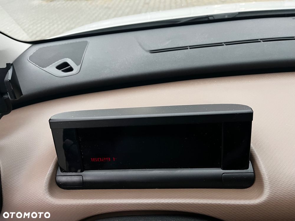 Citroën C4 Cactus - 12