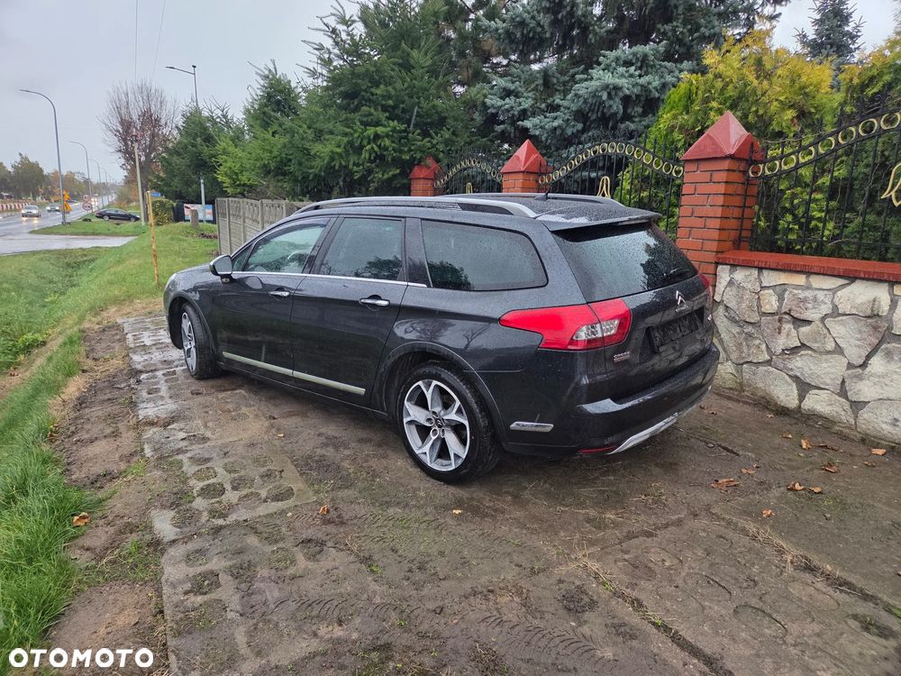 Citroën C5 Tourer HDi 165 FAP CrossTourer - 2