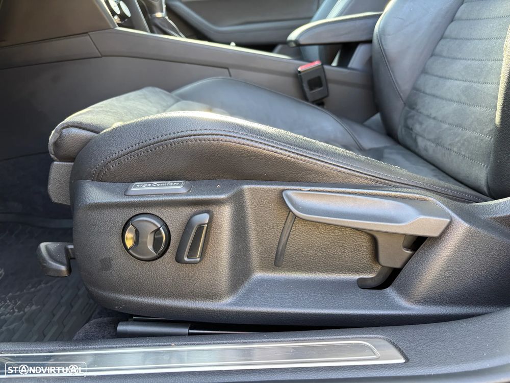 VW Passat 2.0 TDI Highline DSG - 13