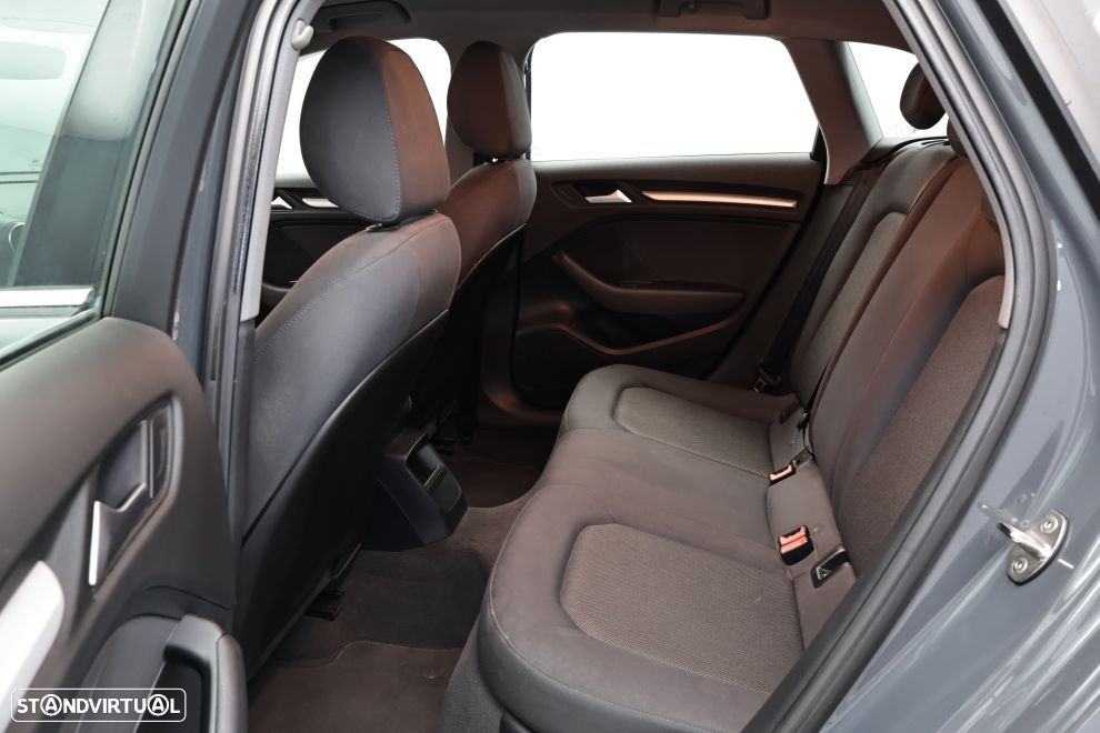 Audi A3 Sportback 1.6 TDI - 24