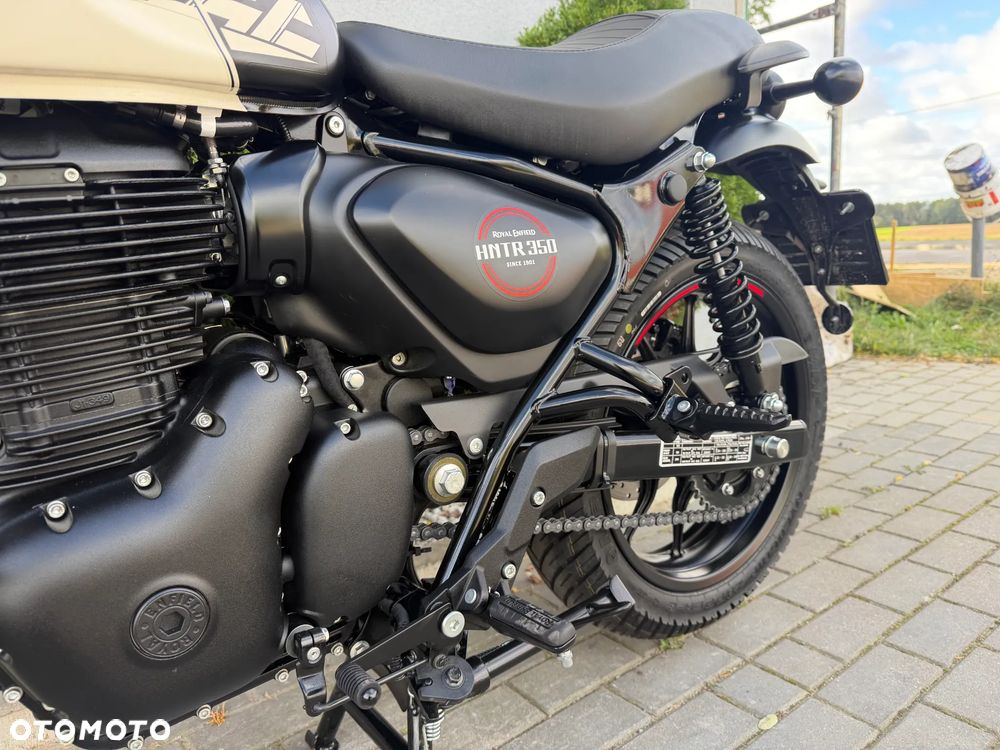 Royal Enfield HNTR - 29