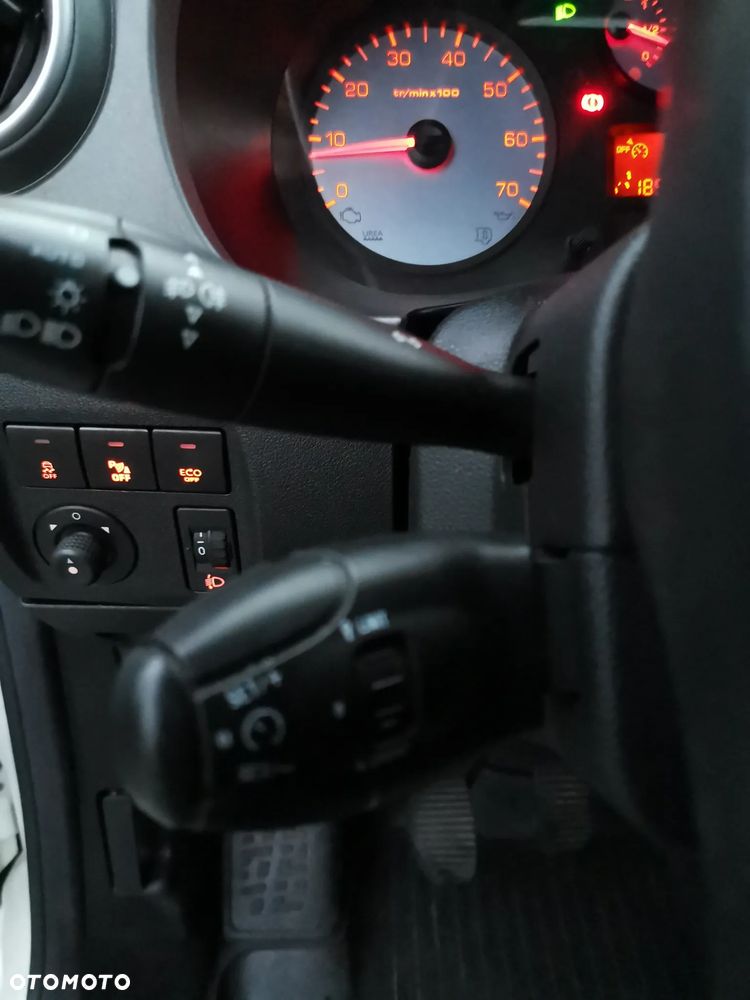 Citroën Berlingo Multispace BlueHDi 120 S&S SHINE - 10