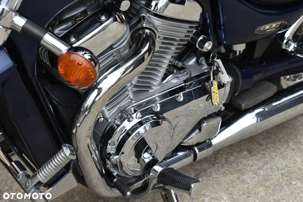 Suzuki Intruder - 26