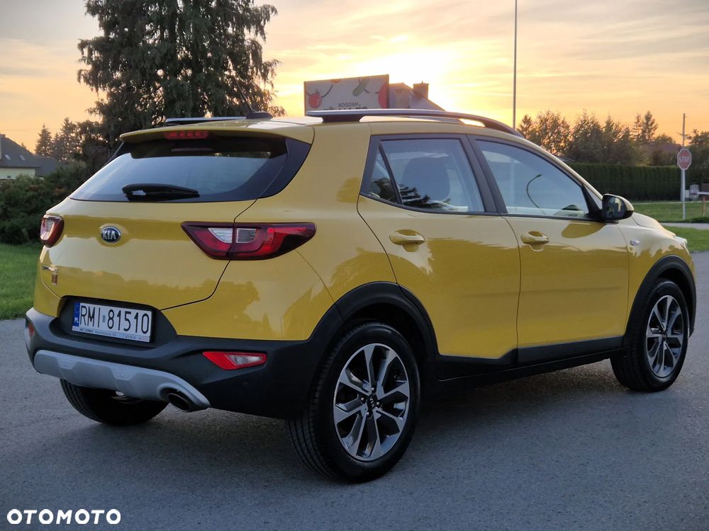 Kia Stonic 1.4 L - 5