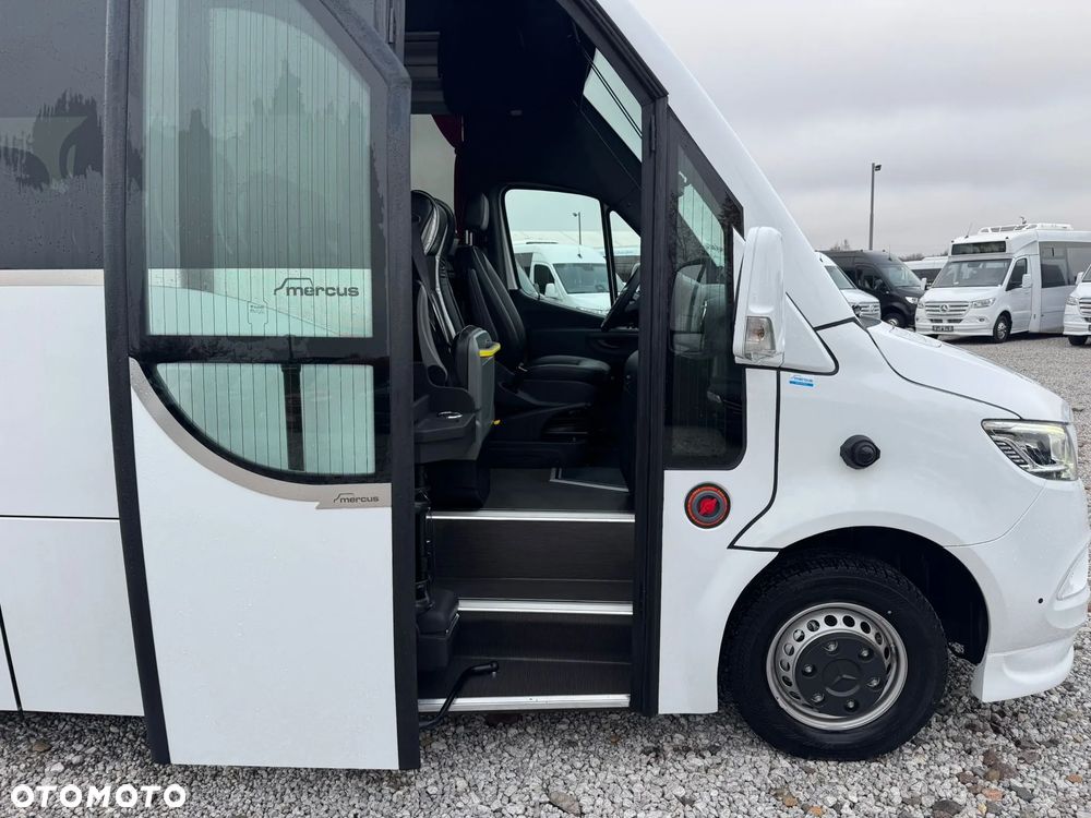 Mercedes-Benz Sprinter 519 - 18