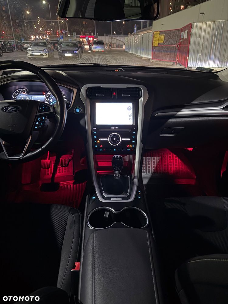 Ford Mondeo 2.0 TDCi Allrad Titanium - 7