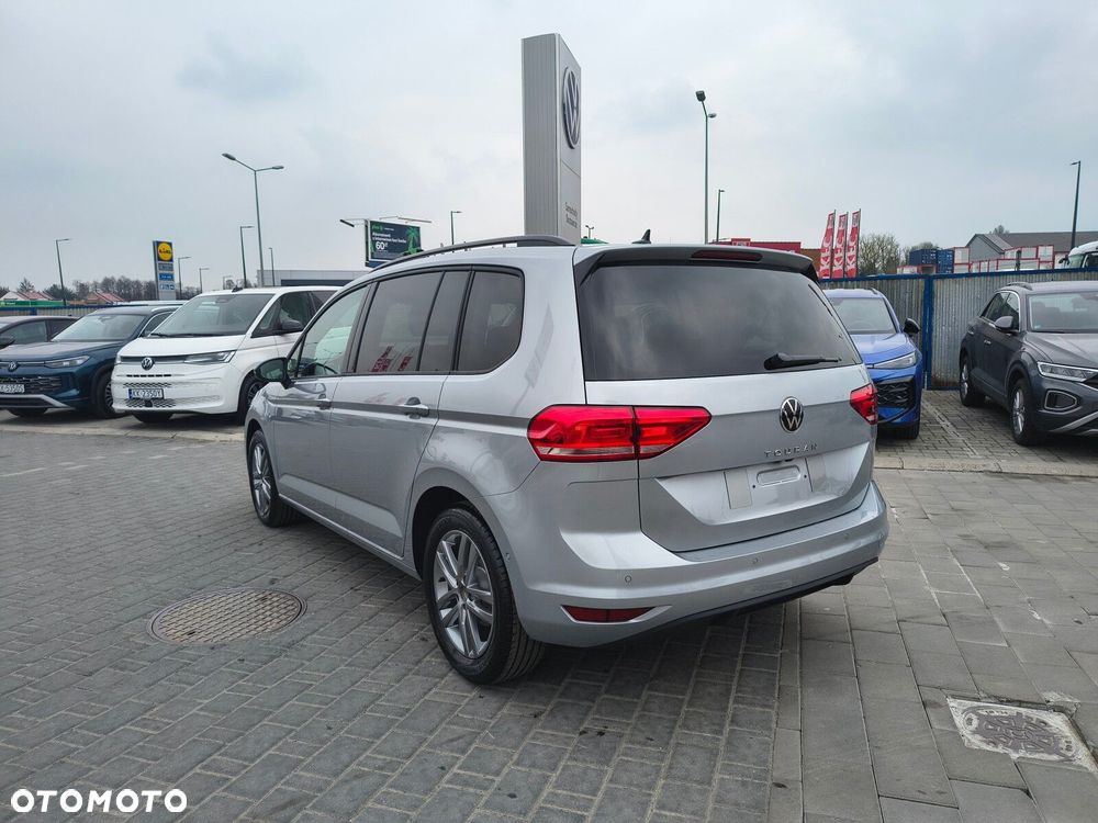 Volkswagen Touran 1.5 TSI EVO Comfortline Plus DSG - 6