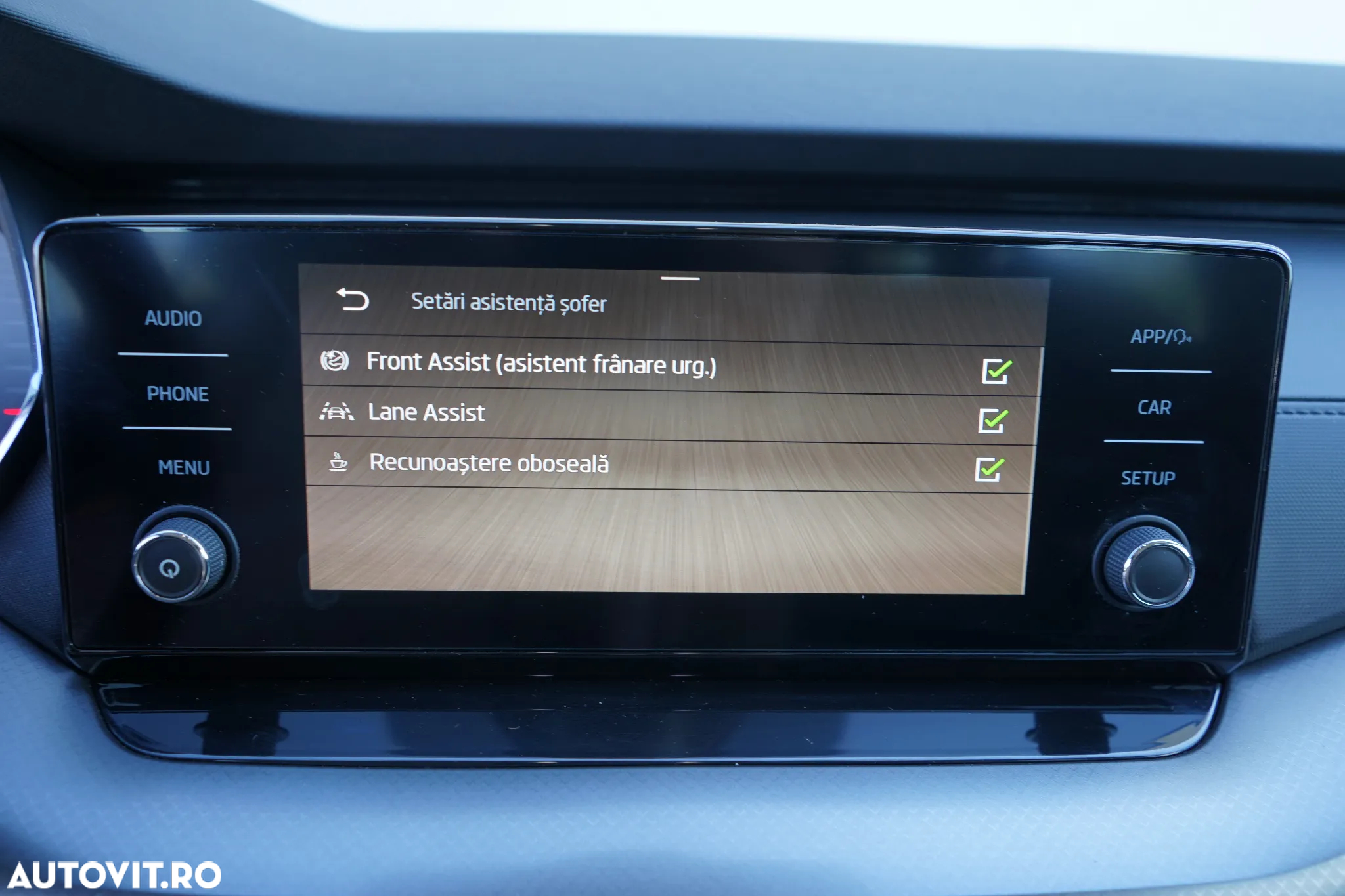 Skoda Octavia Combi 2.0 TDI Ambition - 16