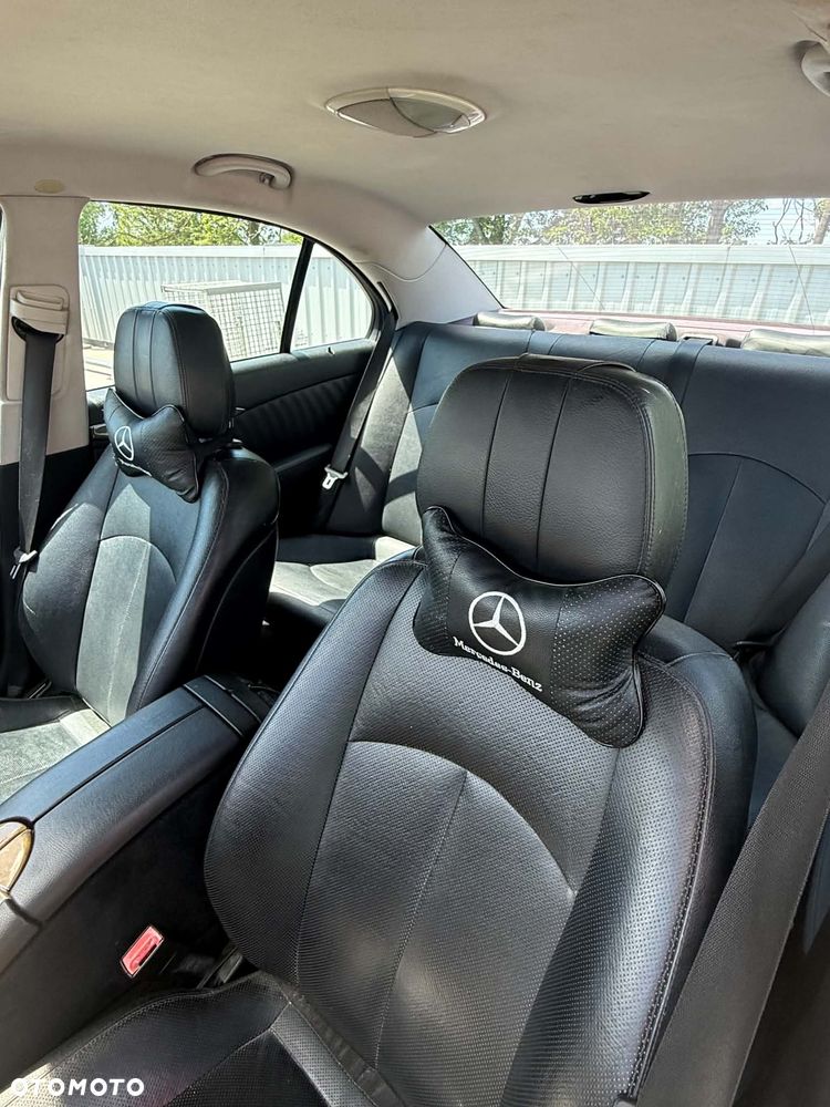 Mercedes-Benz E-Class 2007 photo 5