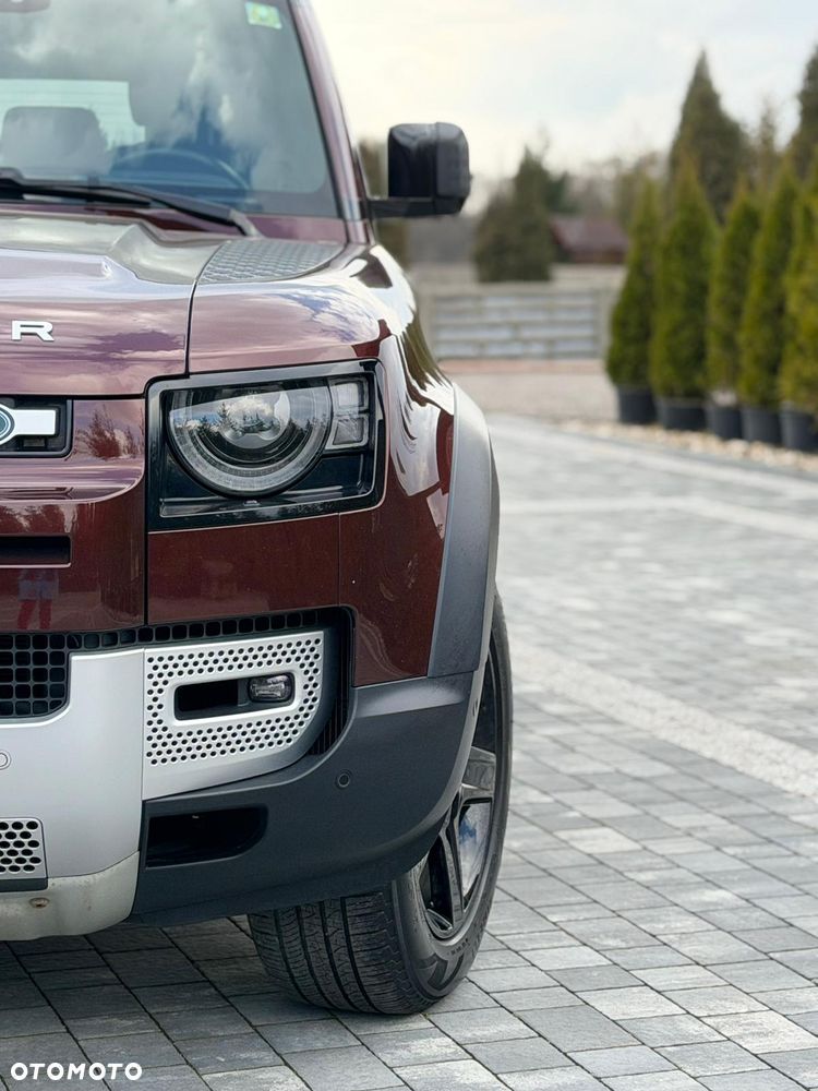 Land Rover Defender - 13