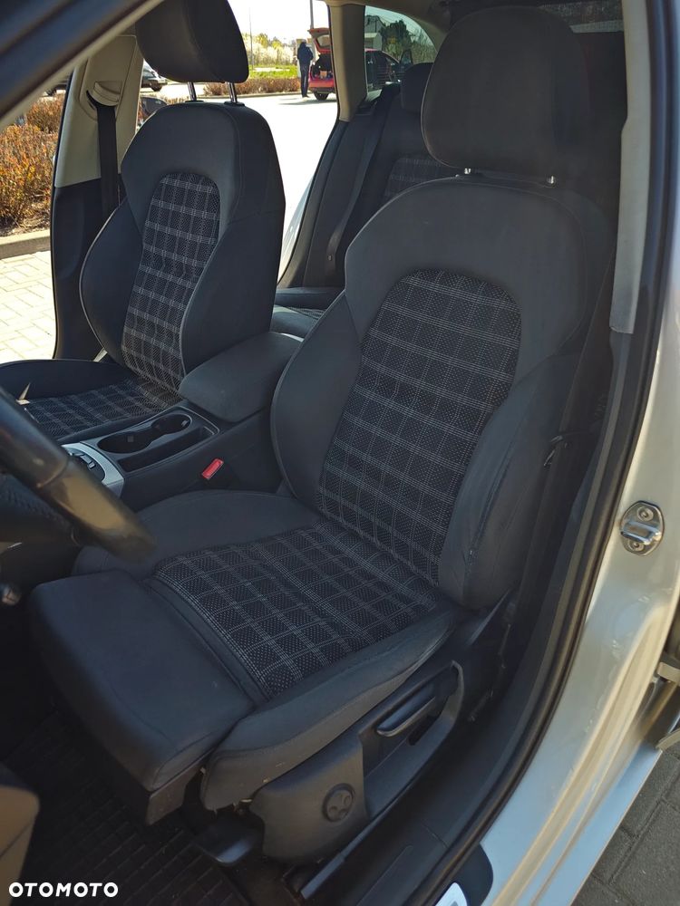 Audi A4 Avant 2.0 TDI DPF - 26