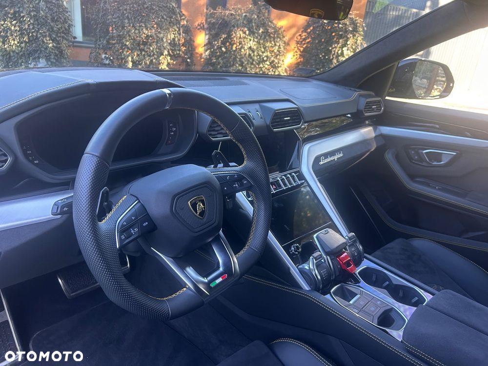 Lamborghini Urus - 9