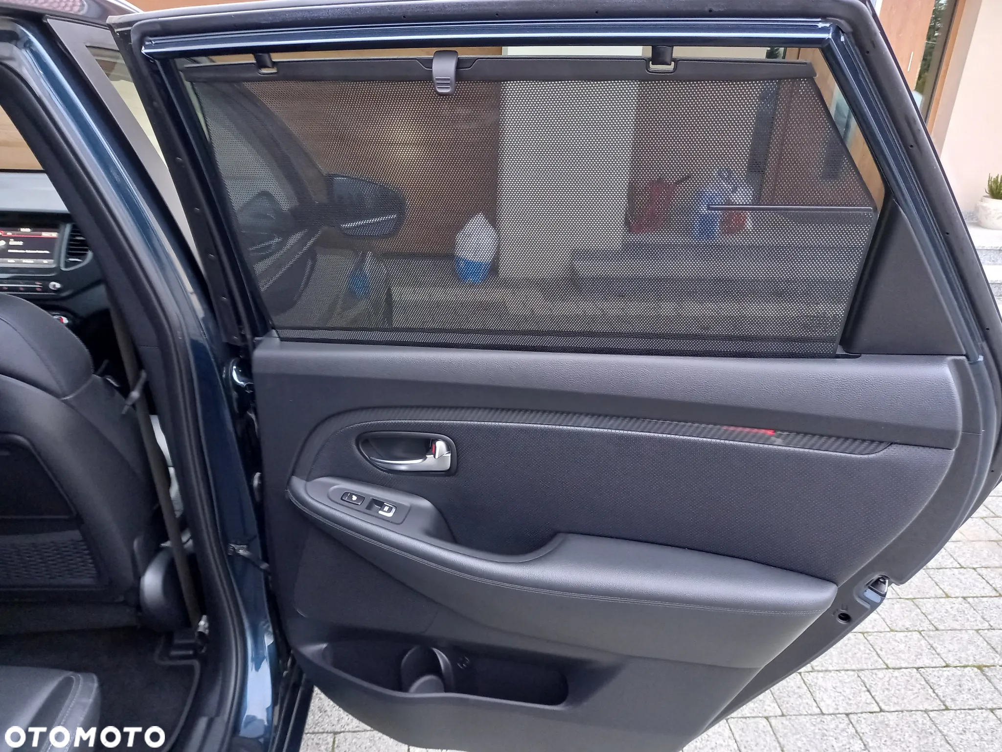 Kia Carens 1.7 CRDi Business Line 7os - 15
