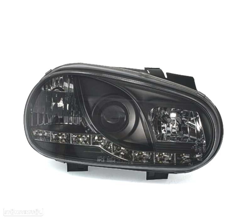 FARÓIS FRENTE LUZ DIURNA LED GOLF 4 FUNDO PRETO - 2
