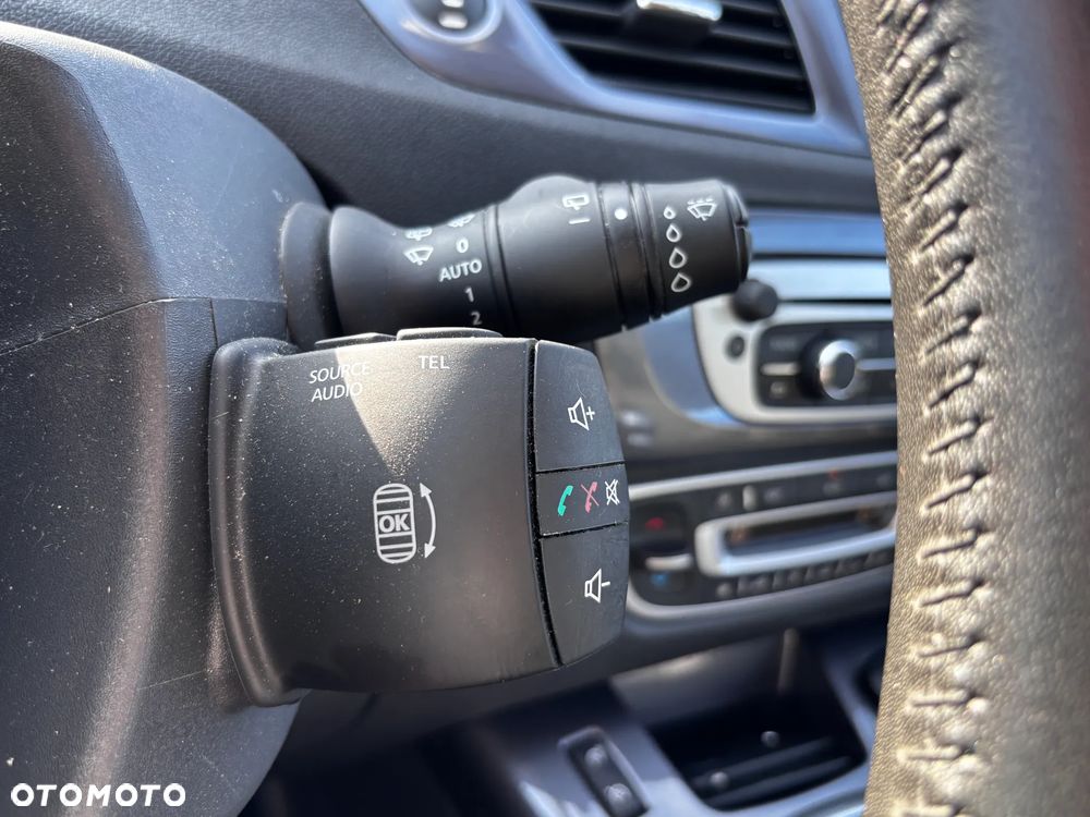 Renault Scenic Energy TCe 130 S&S Bose Edition - 25