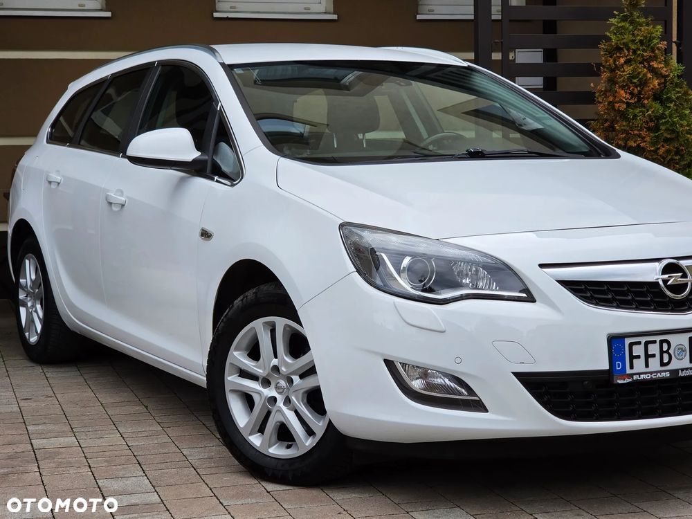 Opel Astra 1.4 Turbo Cosmo - 15