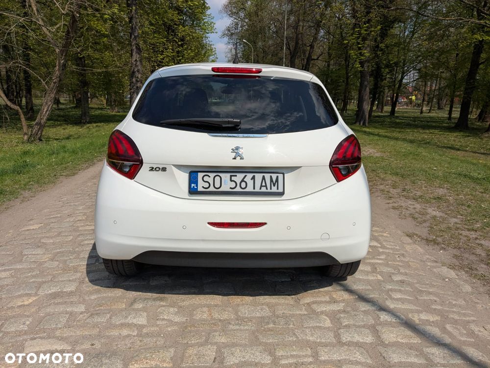 Peugeot 208 1.2 VTi Style - 3