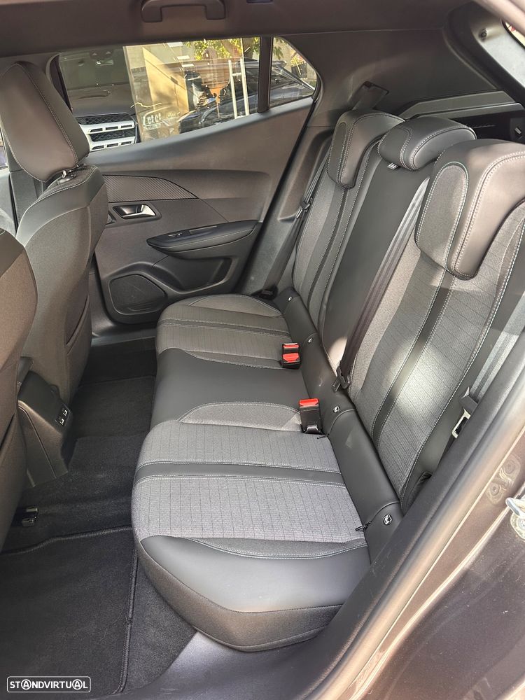 Peugeot 2008 1.2 PureTech Allure Pack - 15