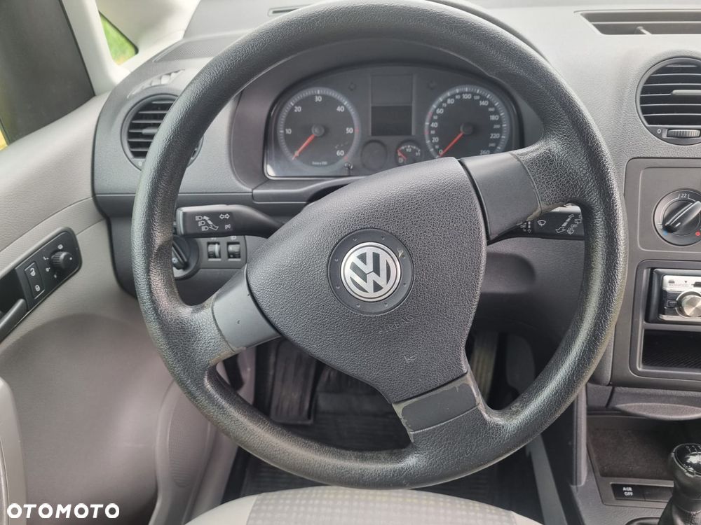 Volkswagen Caddy - 10