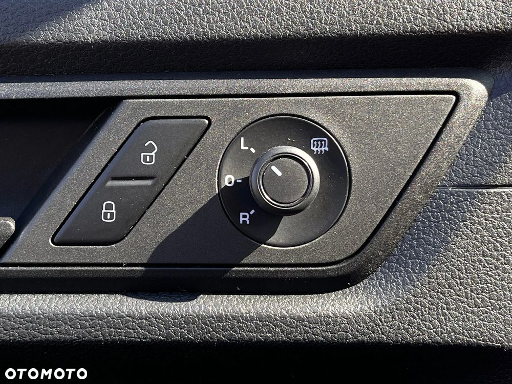 Volkswagen Caddy Maxi - 36