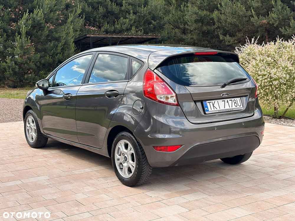 Ford Fiesta 1.25 Champions Edition - 16